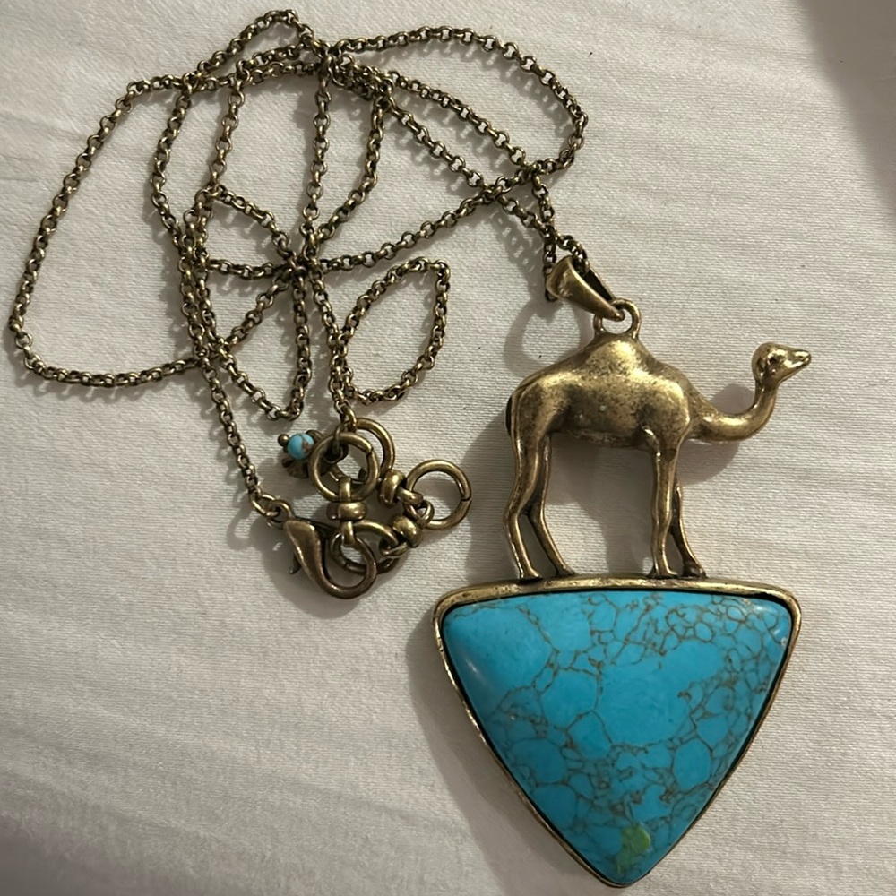 Turquoise camel necklace